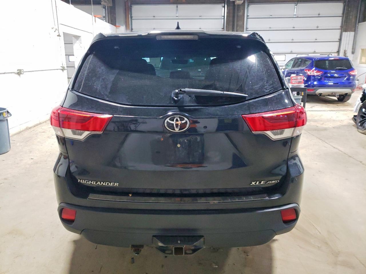 2019 TOYOTA HIGHLANDER