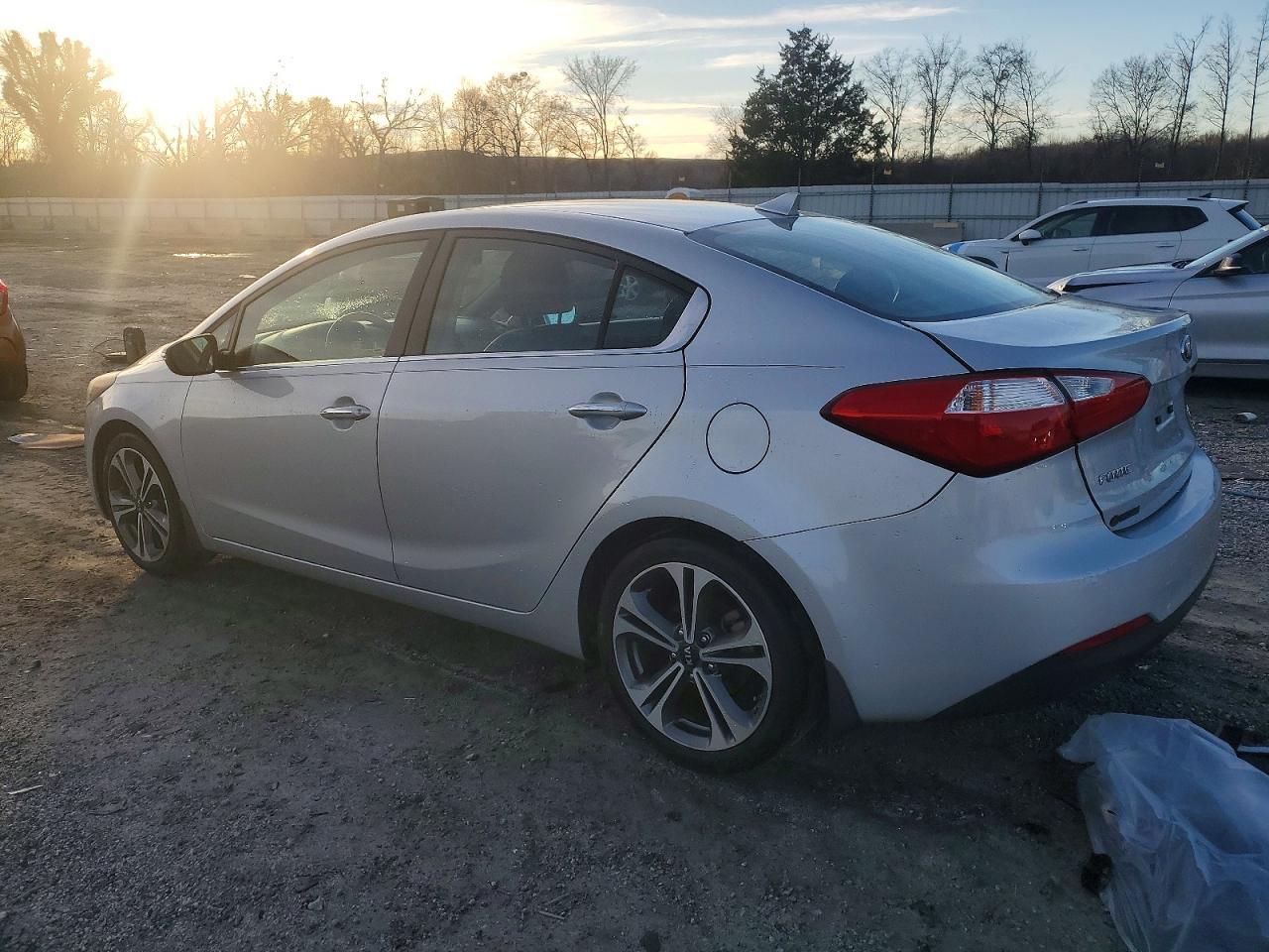 2015 KIA FORTE