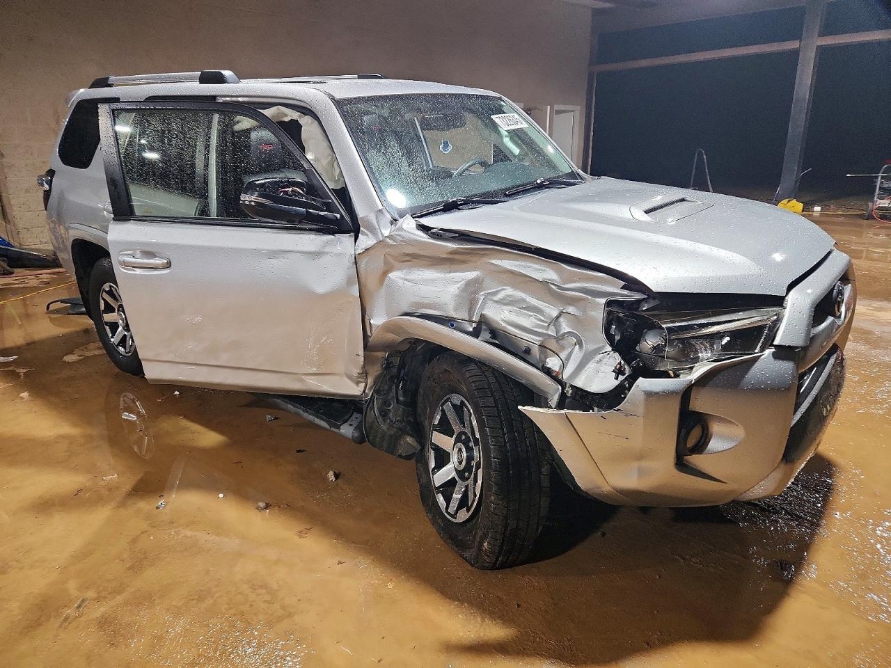 2017 TOYOTA 4Runner