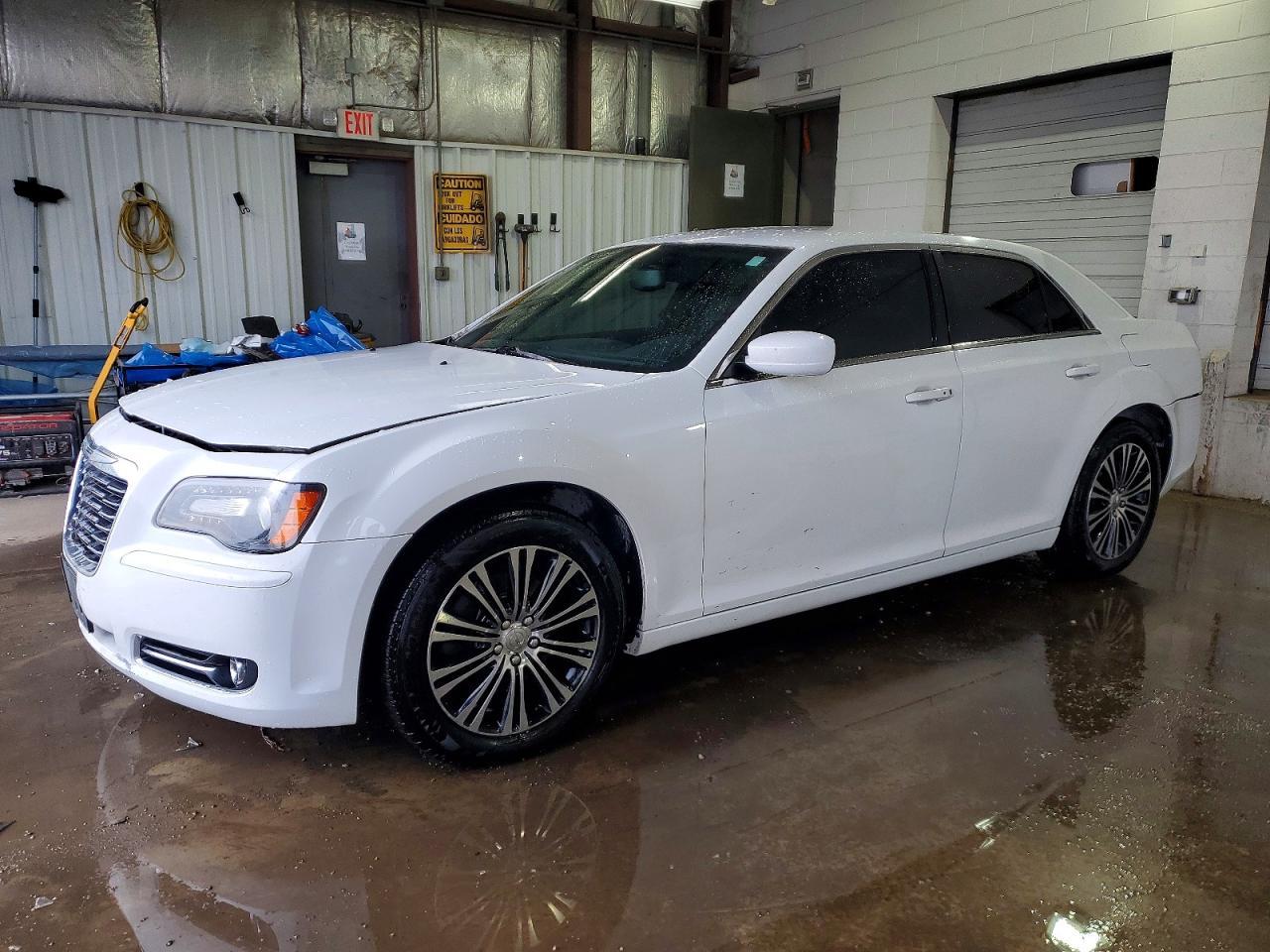 2013 CHRYSLER 300
