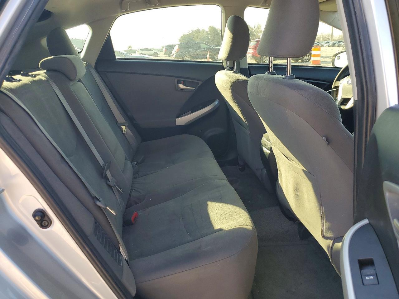 2013 TOYOTA PRIUS