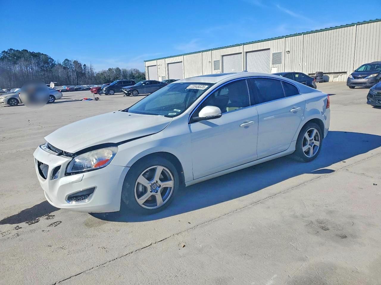 2013 VOLVO S60