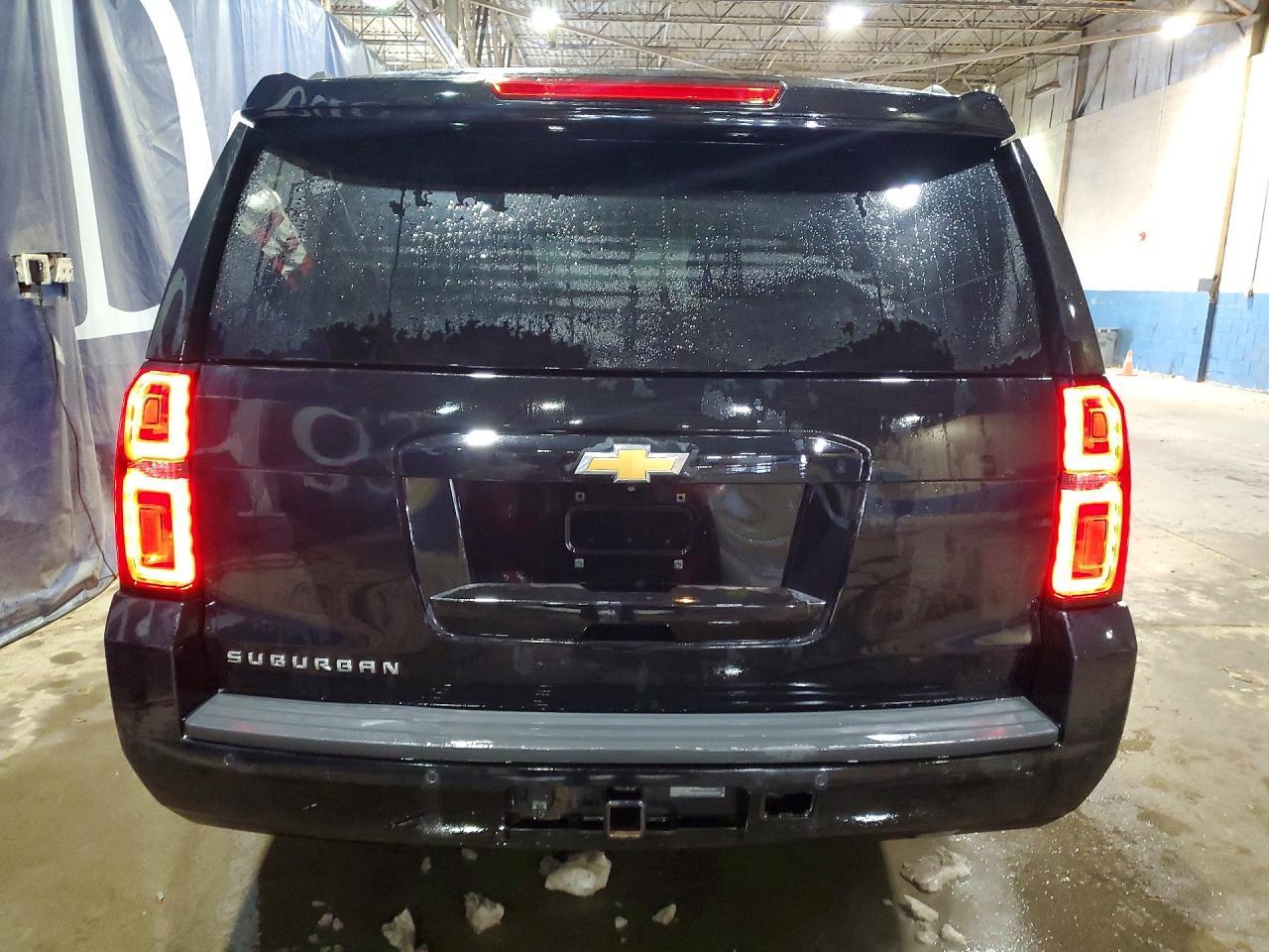2017 CHEVROLET Suburban