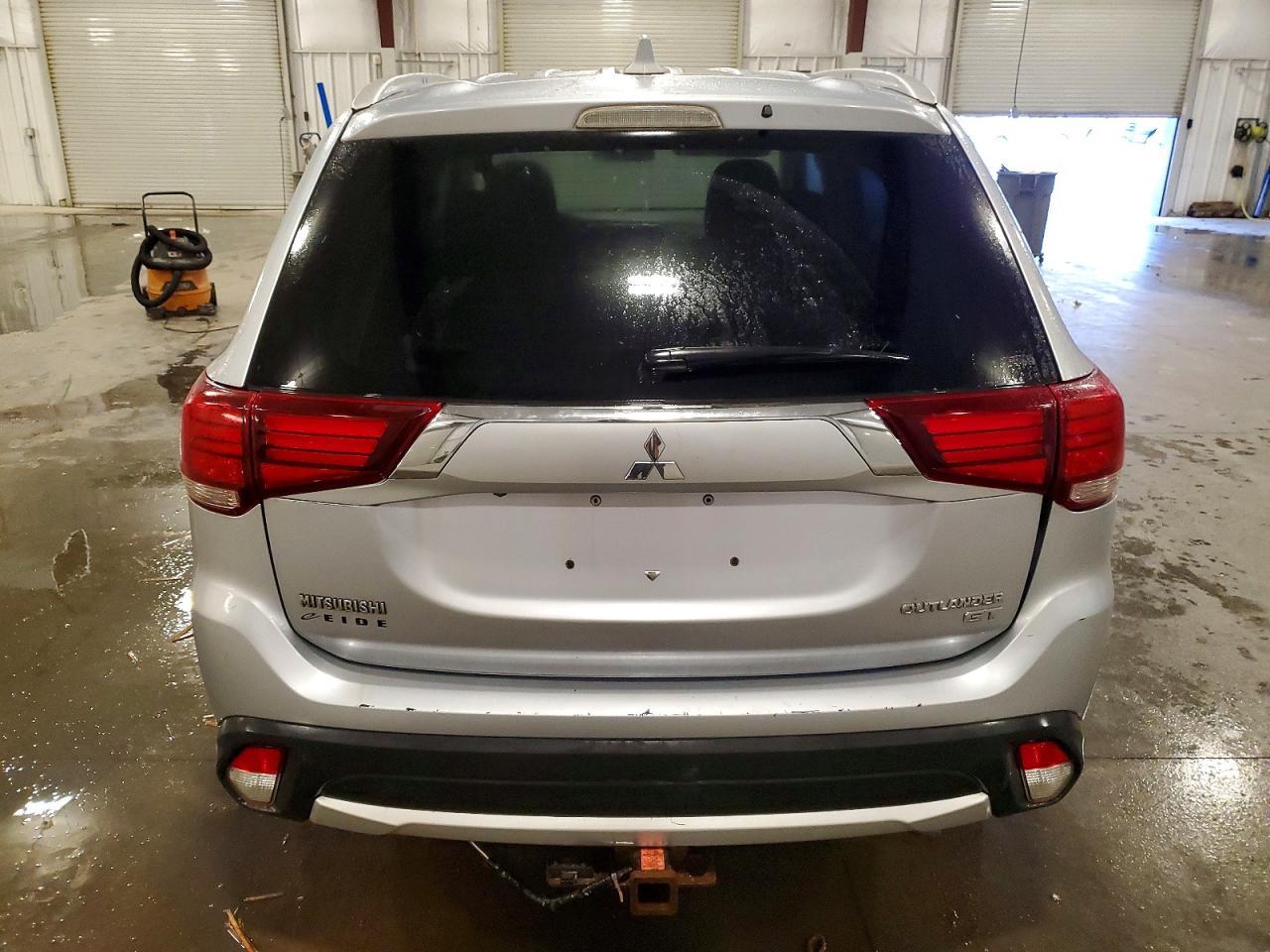 2017 MITSUBISHI outlander