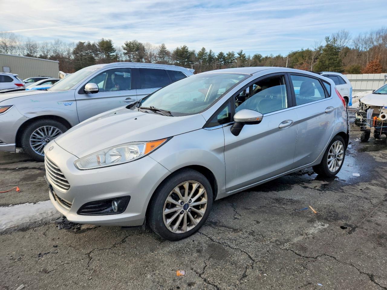 2017 FORD Fiesta
