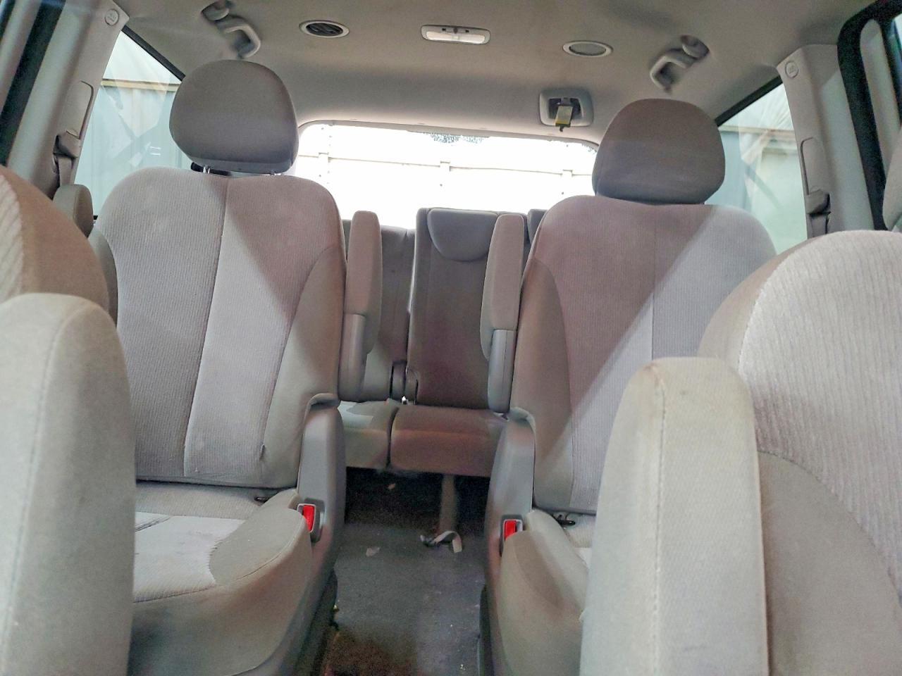 2014 KIA SEDONA