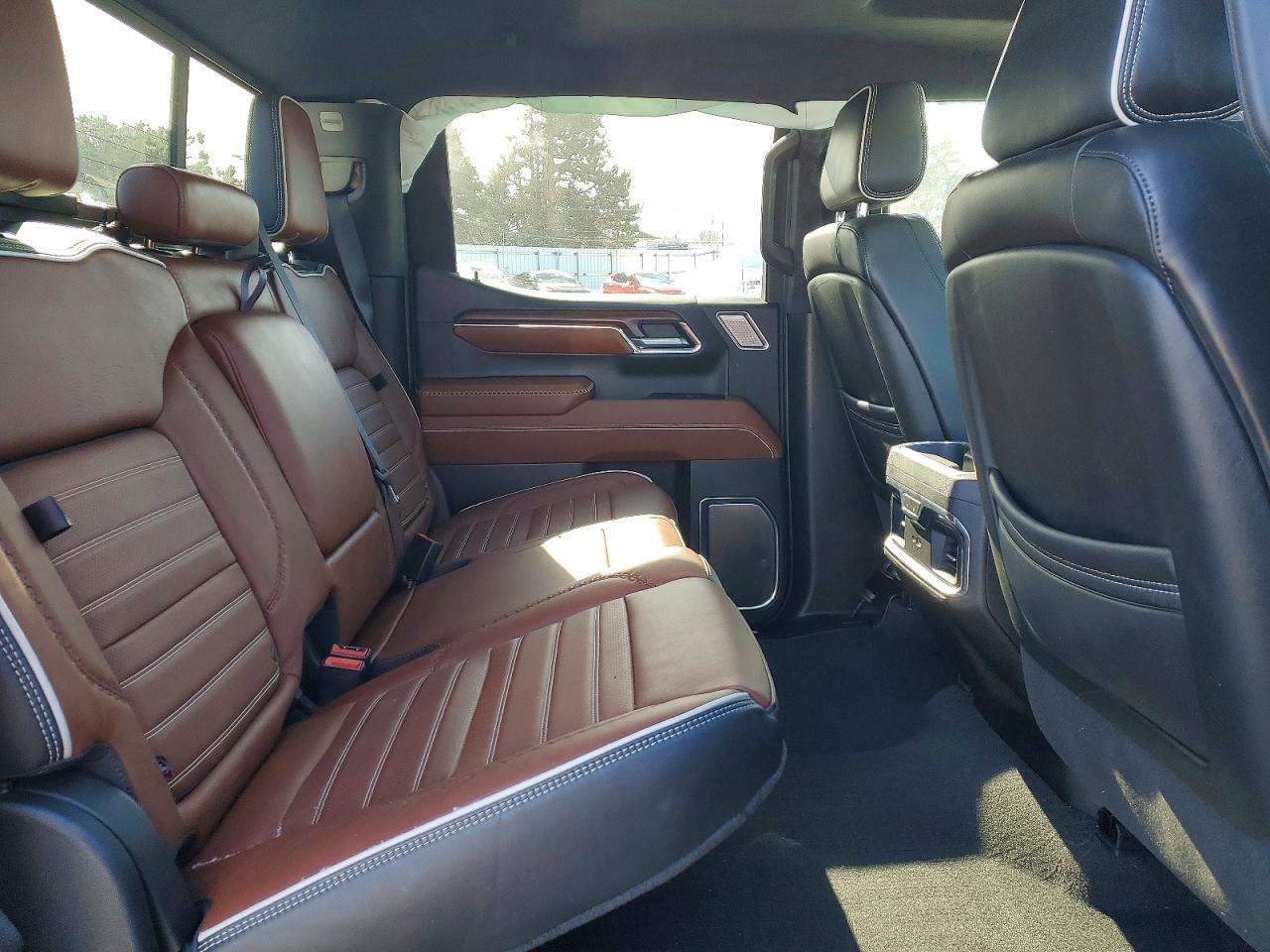2024 GMC Sierra