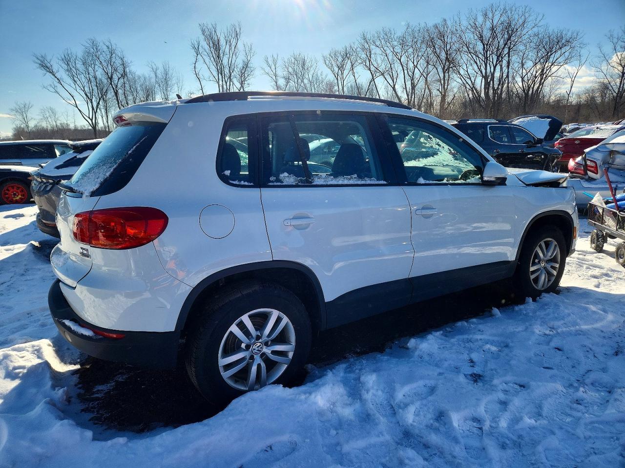2016 VOLKSWAGEN TIGUAN