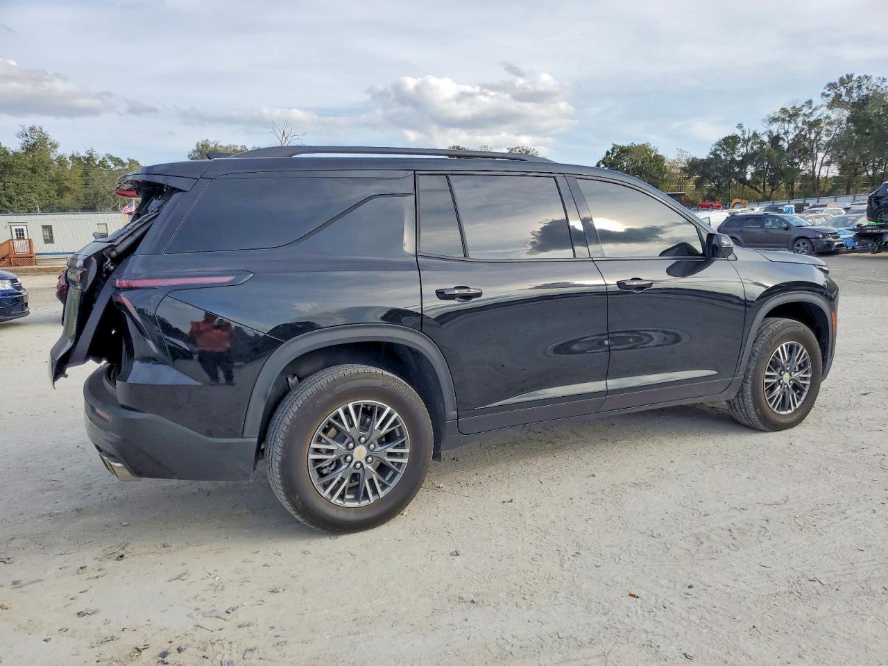 2025 CHEVROLET TRAVERSE