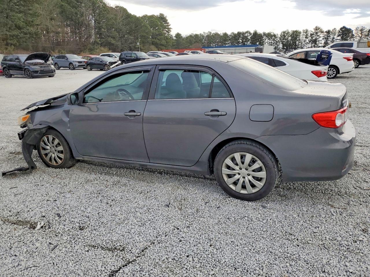 2013 TOYOTA COROLLA