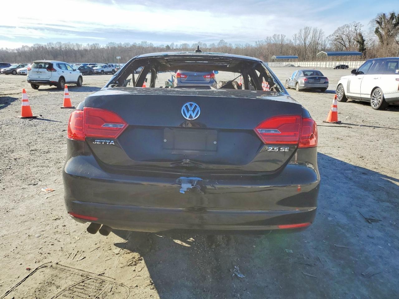 2013 VOLKSWAGEN JETTA