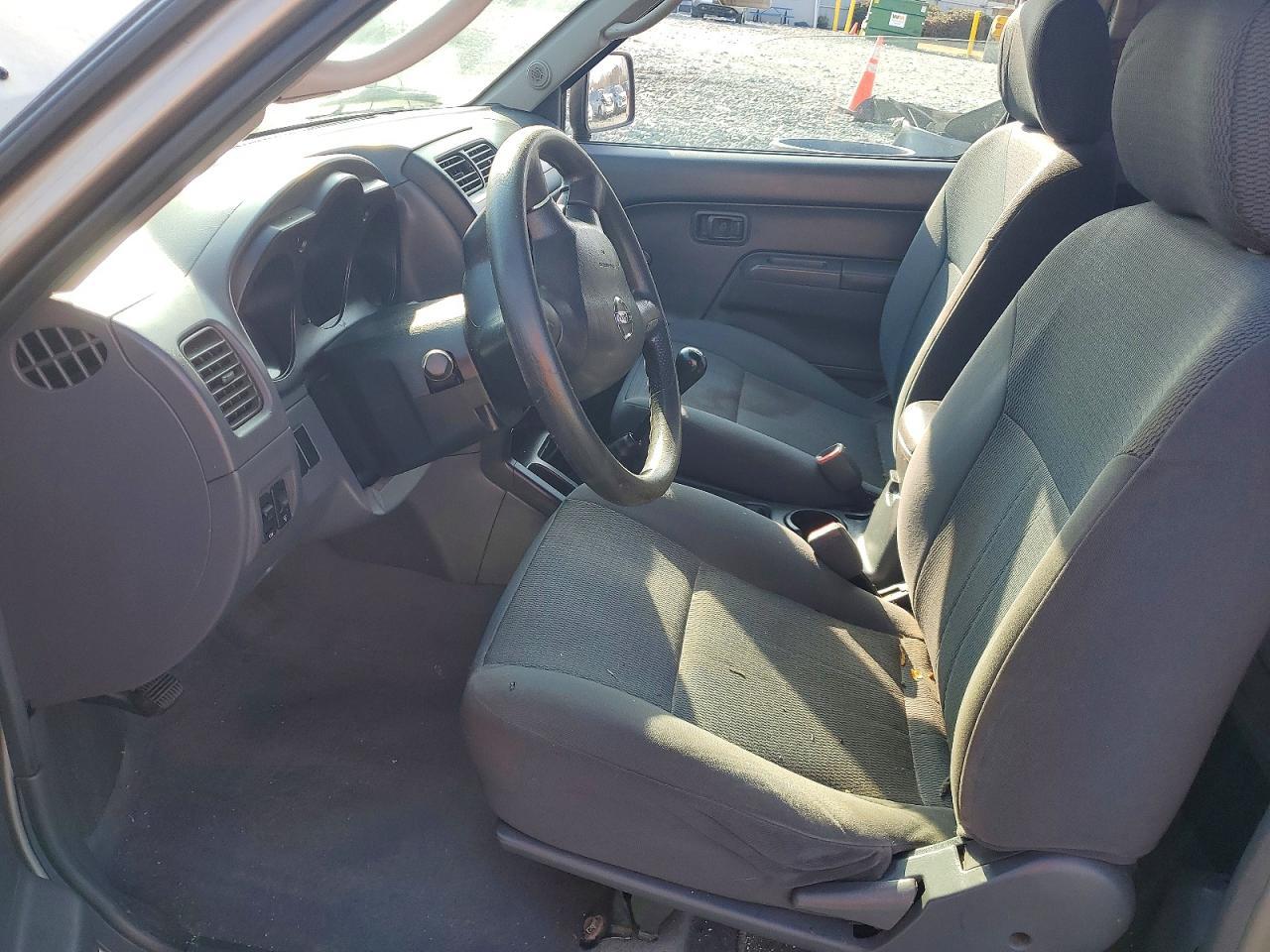 2004 NISSAN Frontier