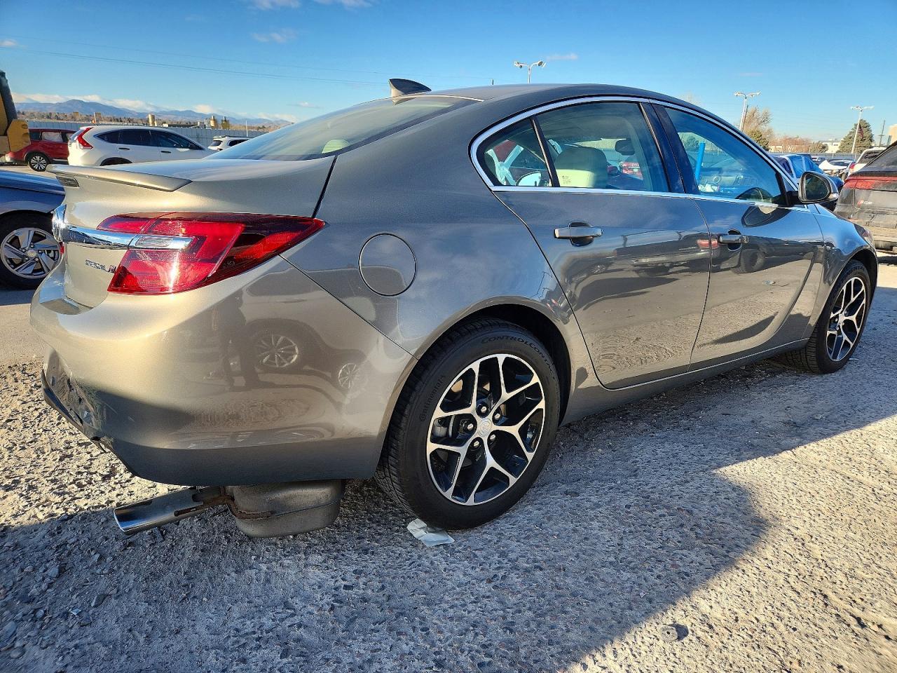 2017 BUICK Regal