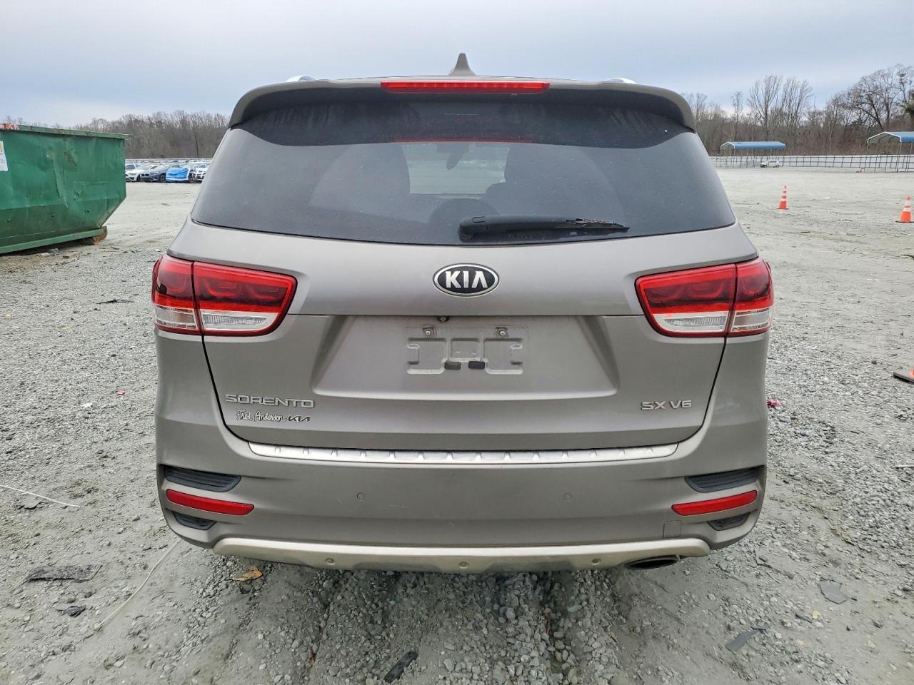 2016 KIA SORENTO