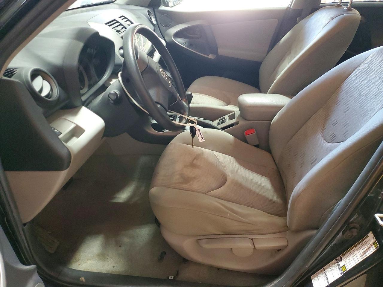 2011 TOYOTA RAV4