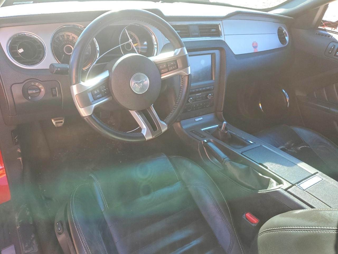 2013 FORD MUSTANG