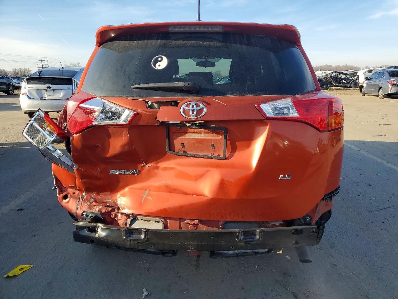 2015 TOYOTA RAV4