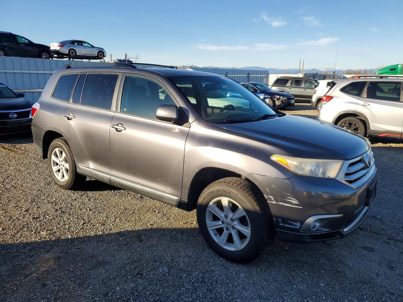 2013 TOYOTA HIGHLANDER