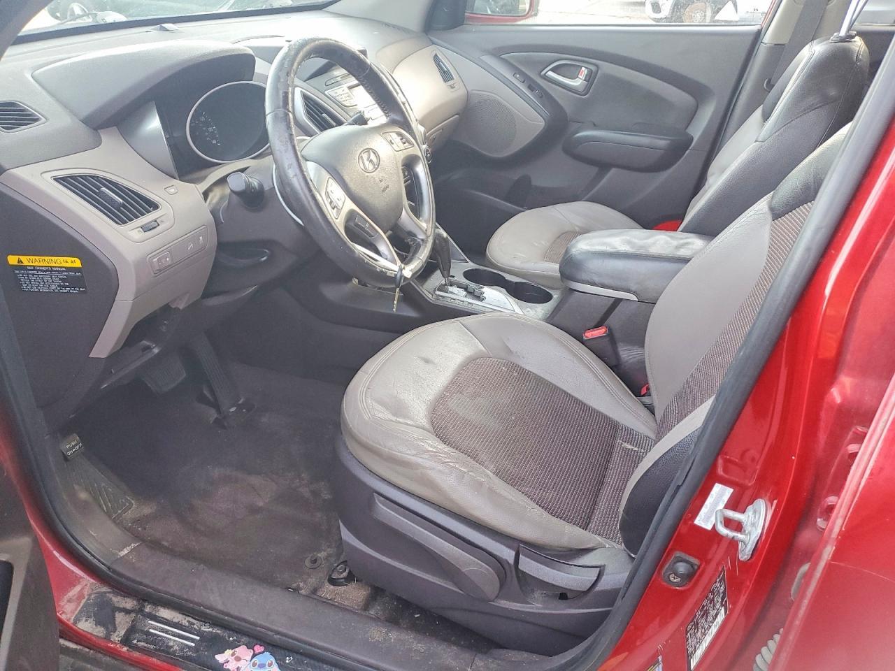 2011 HYUNDAI TUCSON