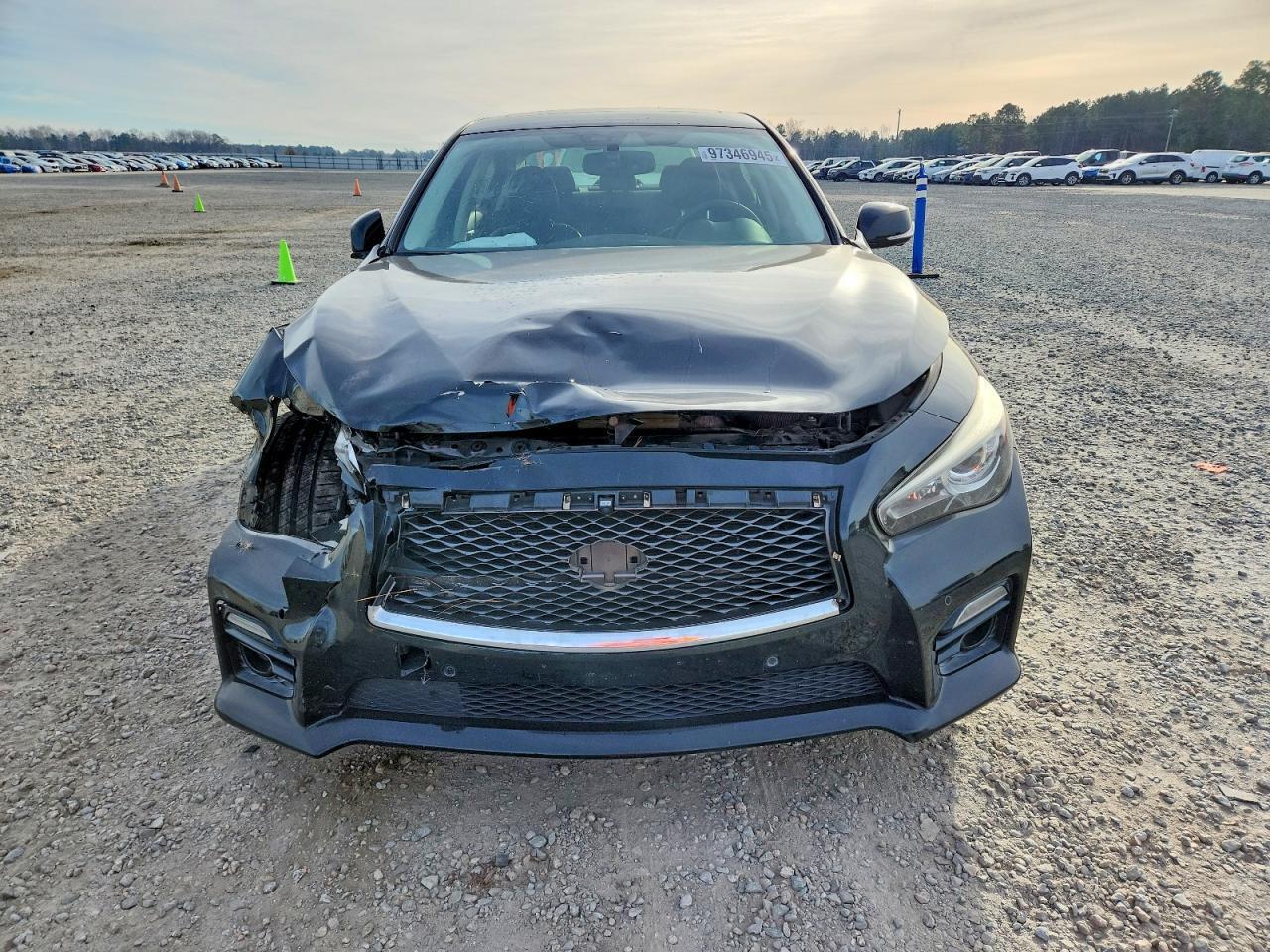 2015 INFINITI Q50