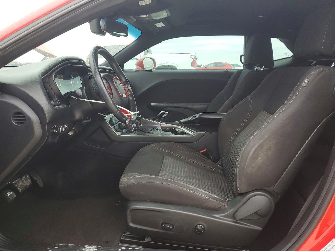 2015 DODGE Challenger