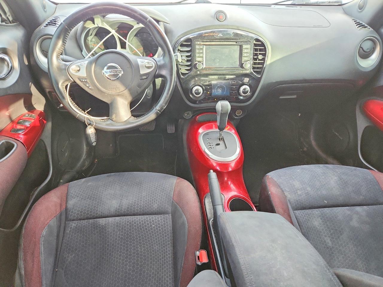 2015 NISSAN Juke