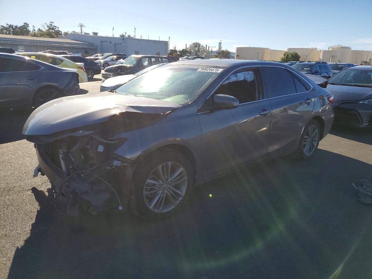 2016 TOYOTA CAMRY