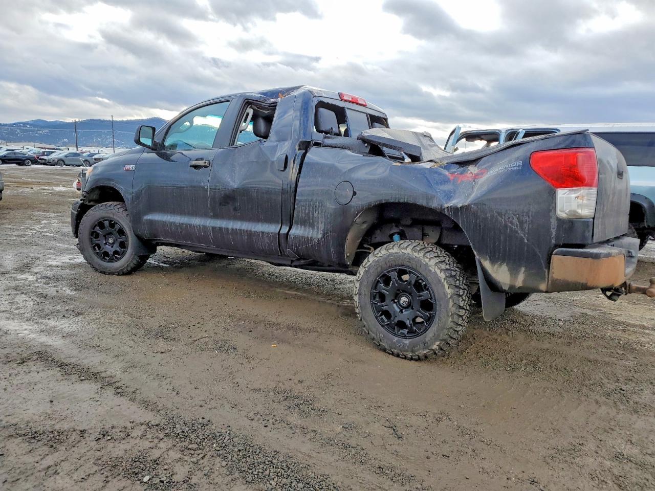 2010 TOYOTA TUNDRA