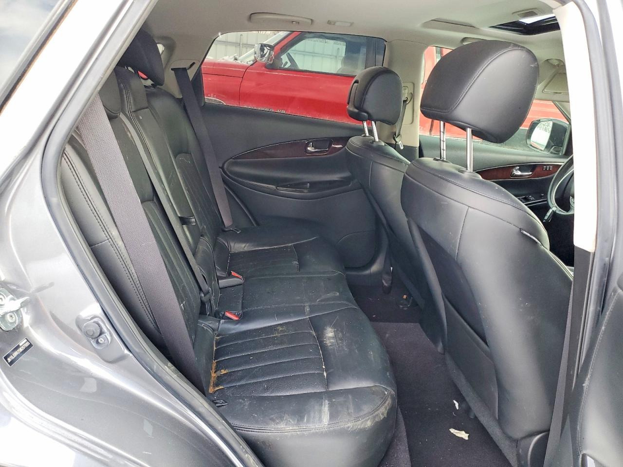 2016 INFINITI QX50
