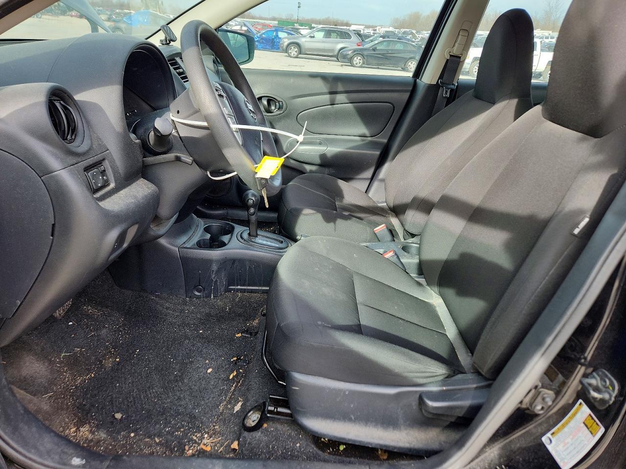 2016 NISSAN VERSA