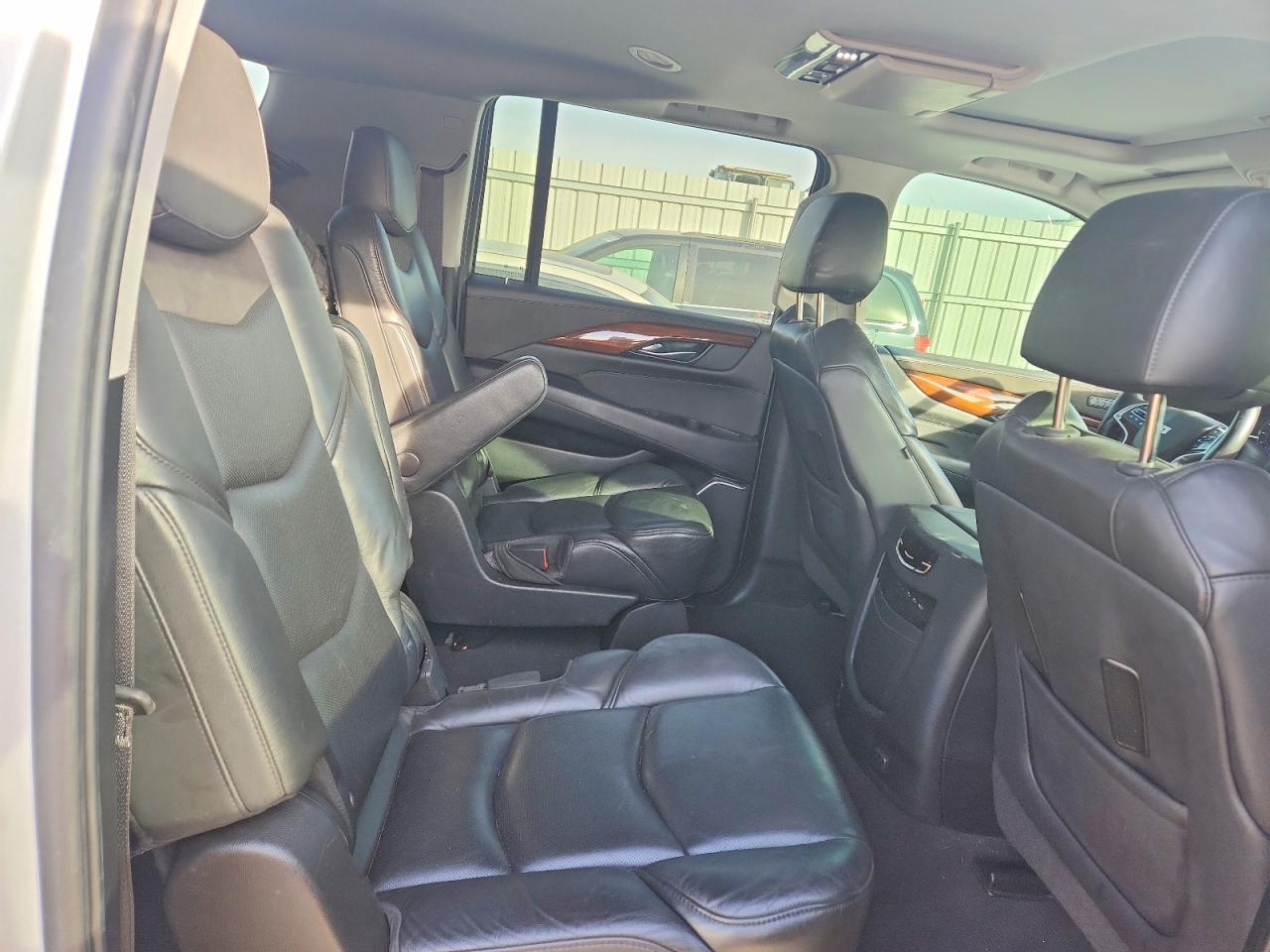 2019 CADILLAC Escalade ESV