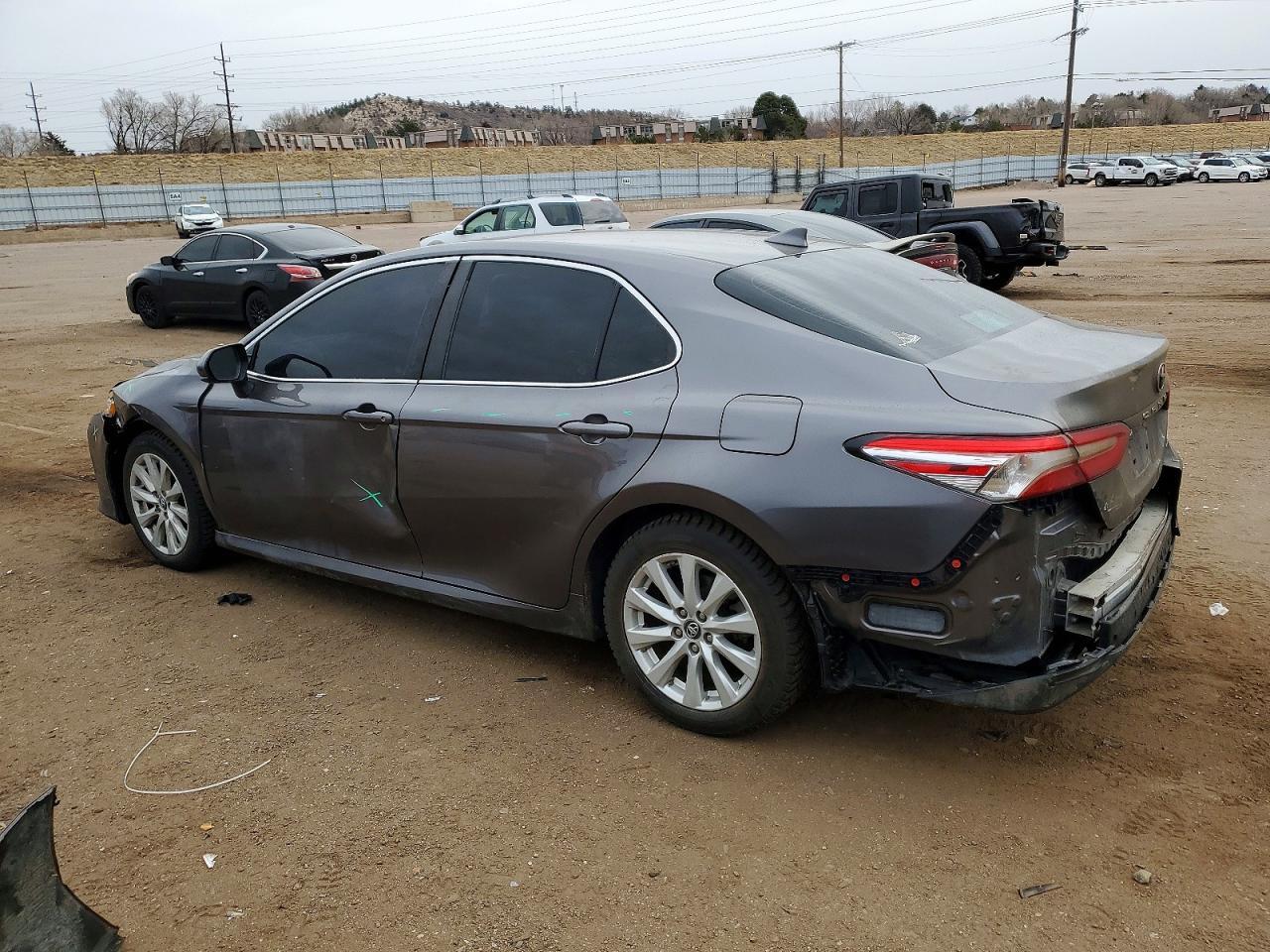 2019 TOYOTA CAMRY