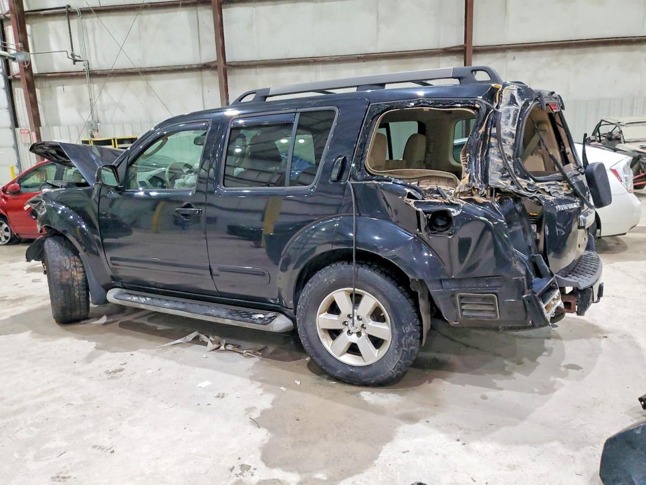 2012 NISSAN PATHFINDER