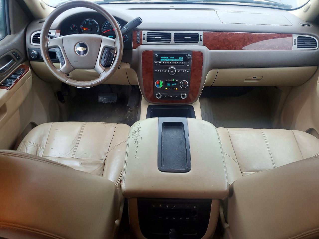 2011 CHEVROLET Tahoe