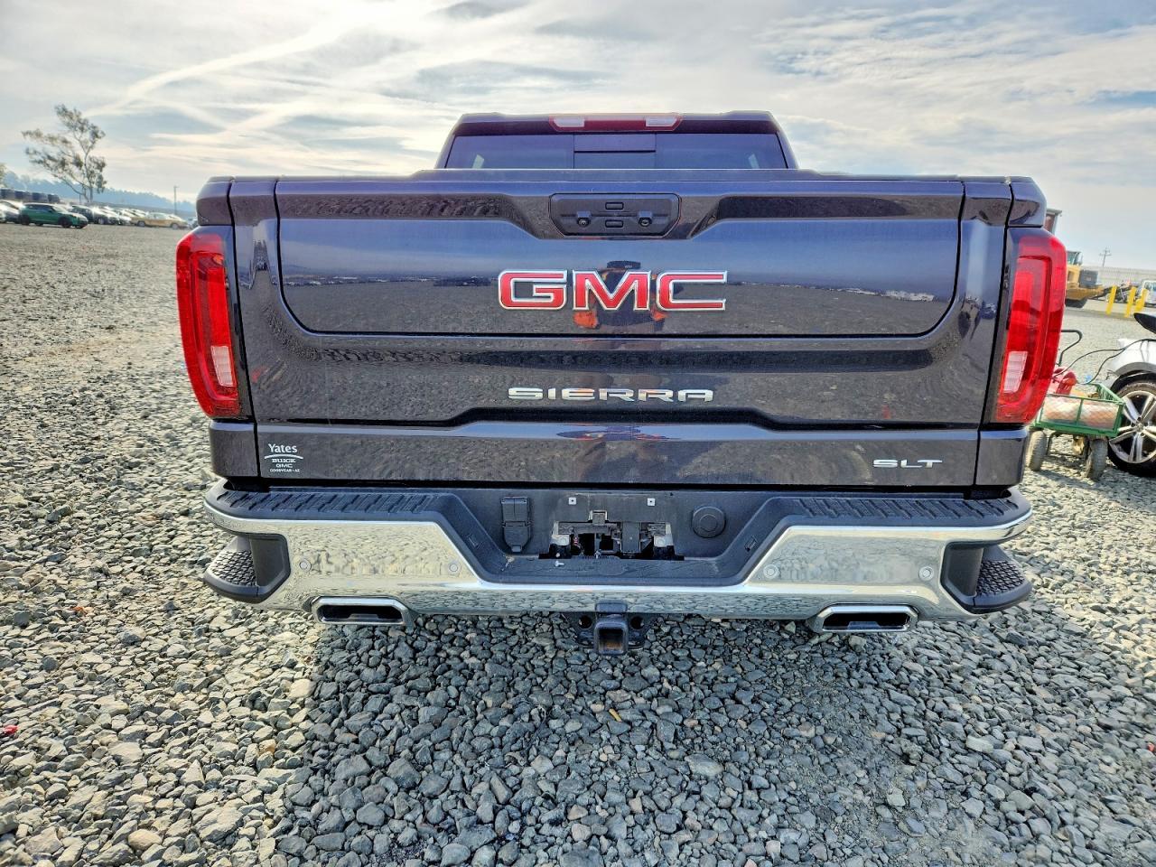 2023 GMC Sierra