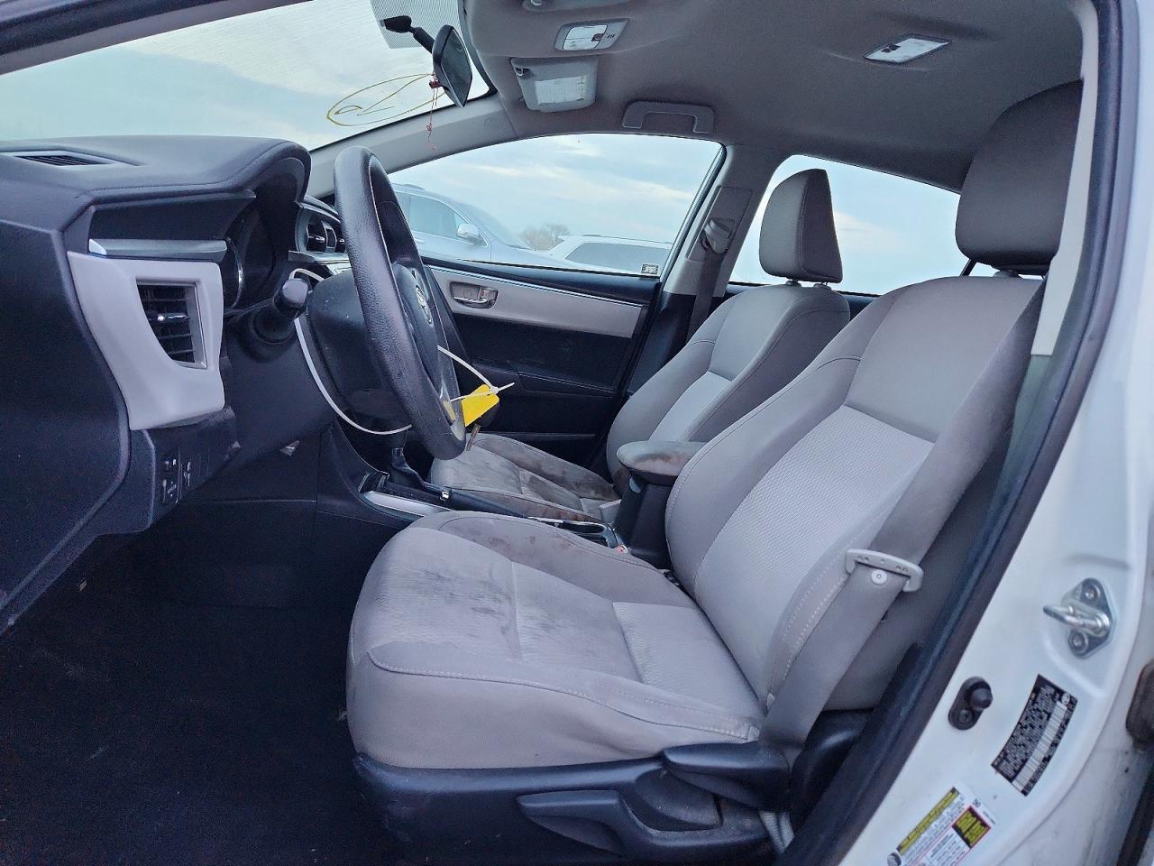2015 TOYOTA COROLLA
