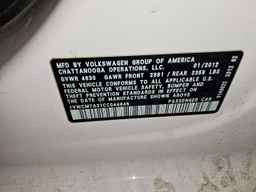 2012 VOLKSWAGEN Passat