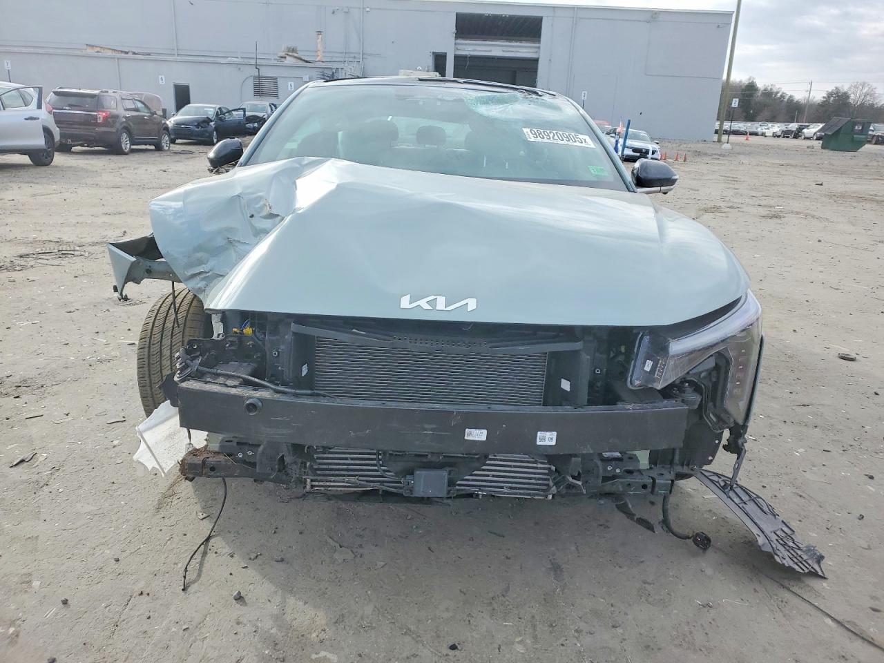 2025 KIA K4