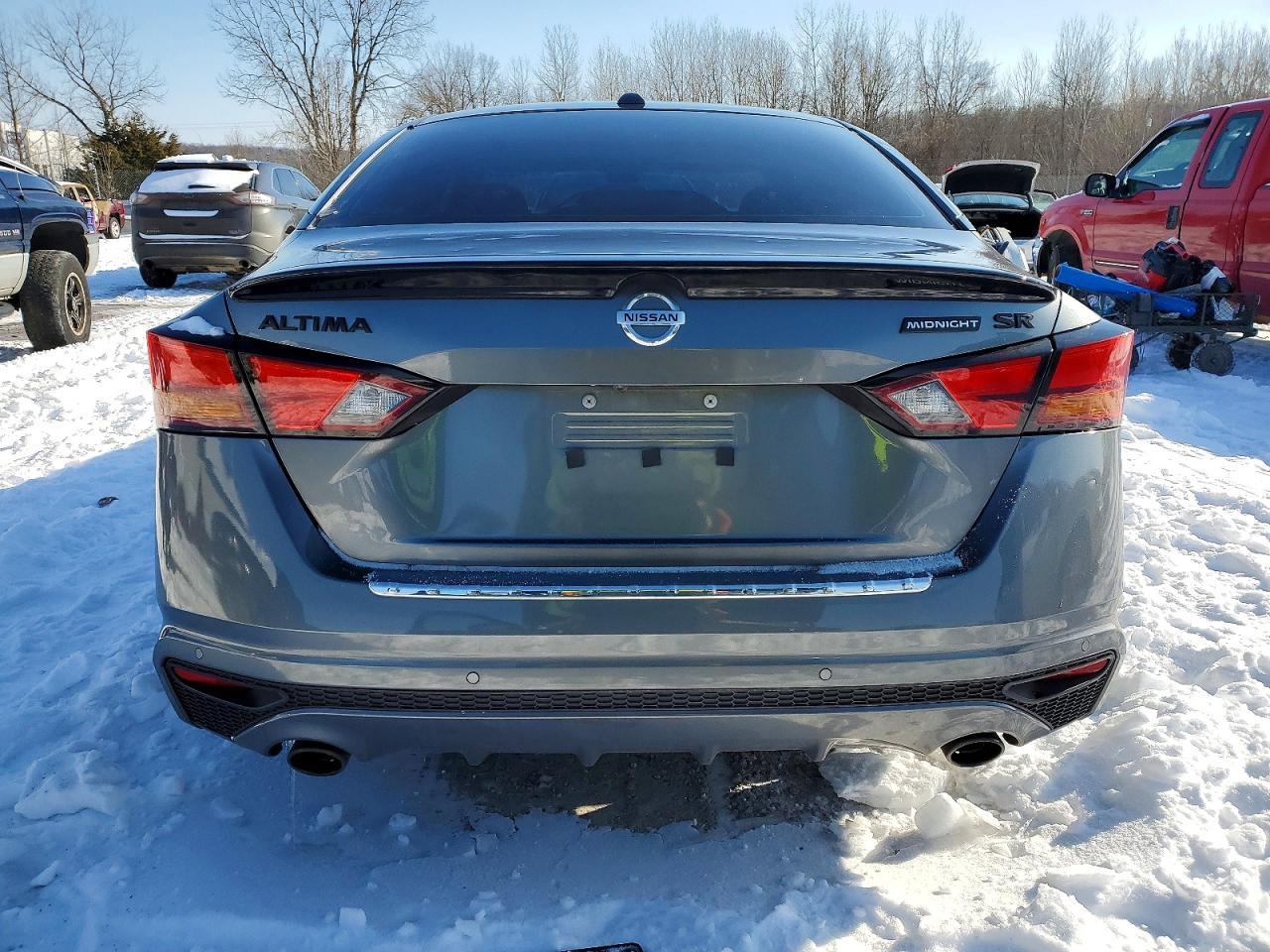 2022 NISSAN ALTIMA