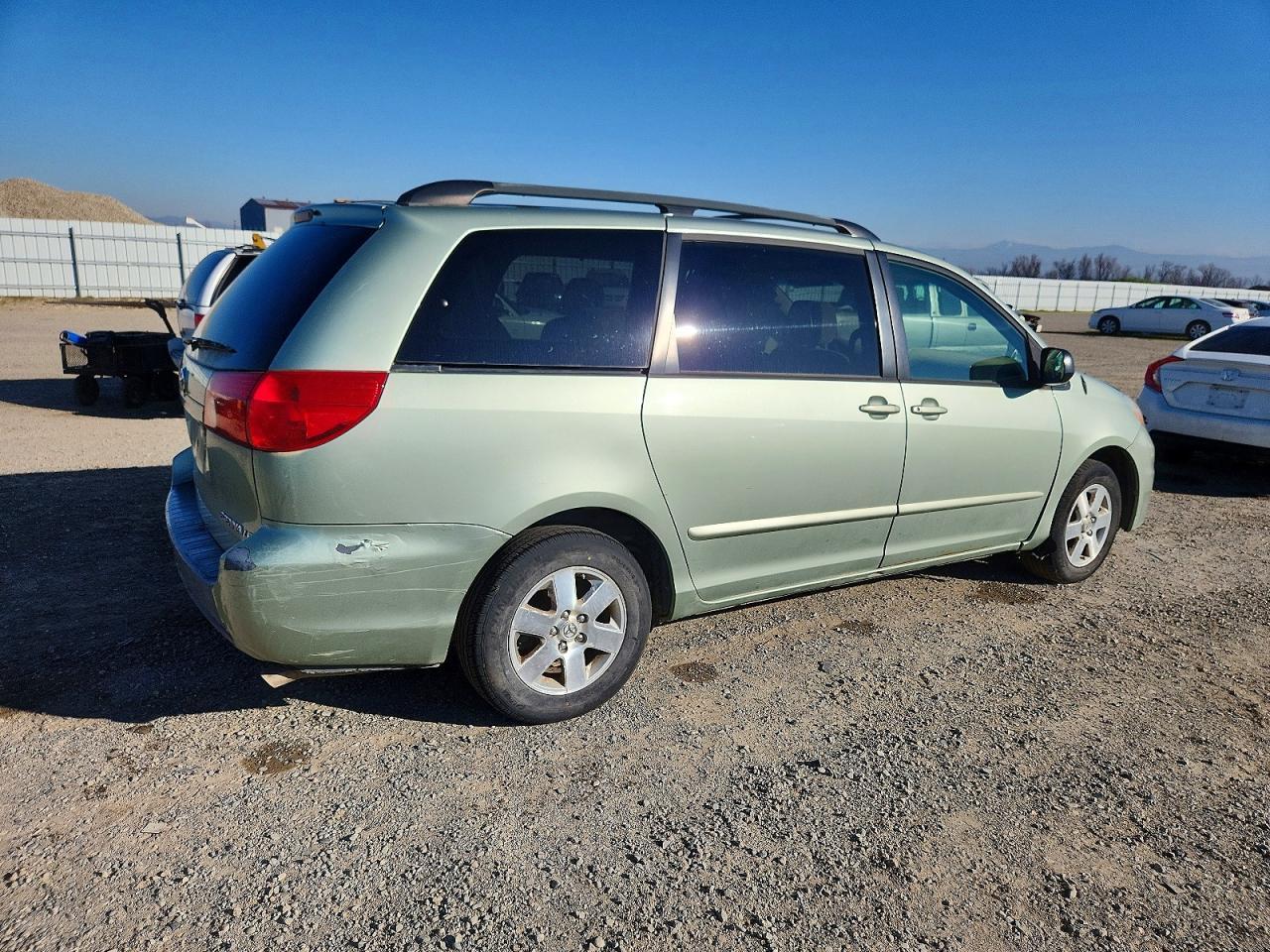 2007 TOYOTA SIENNA
