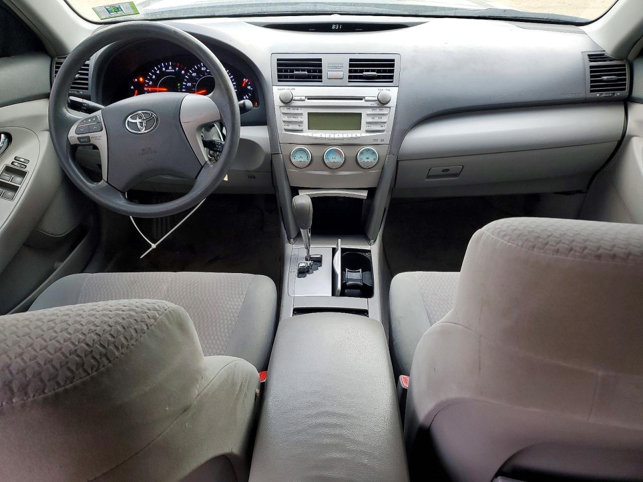 2010 TOYOTA CAMRY