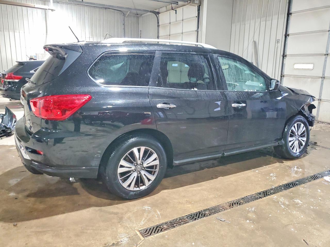 2018 NISSAN PATHFINDER