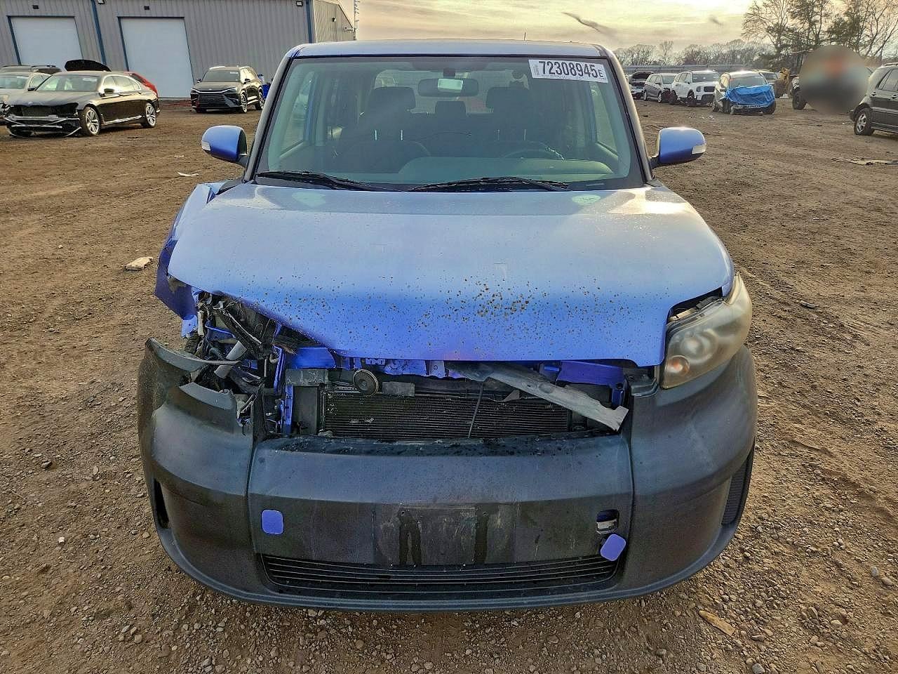 2010 TOYOTA SCION