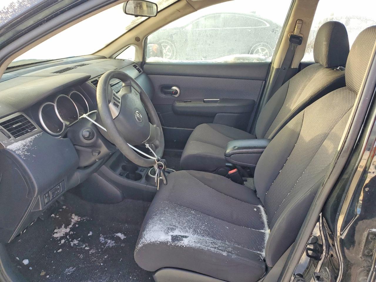 2009 NISSAN VERSA