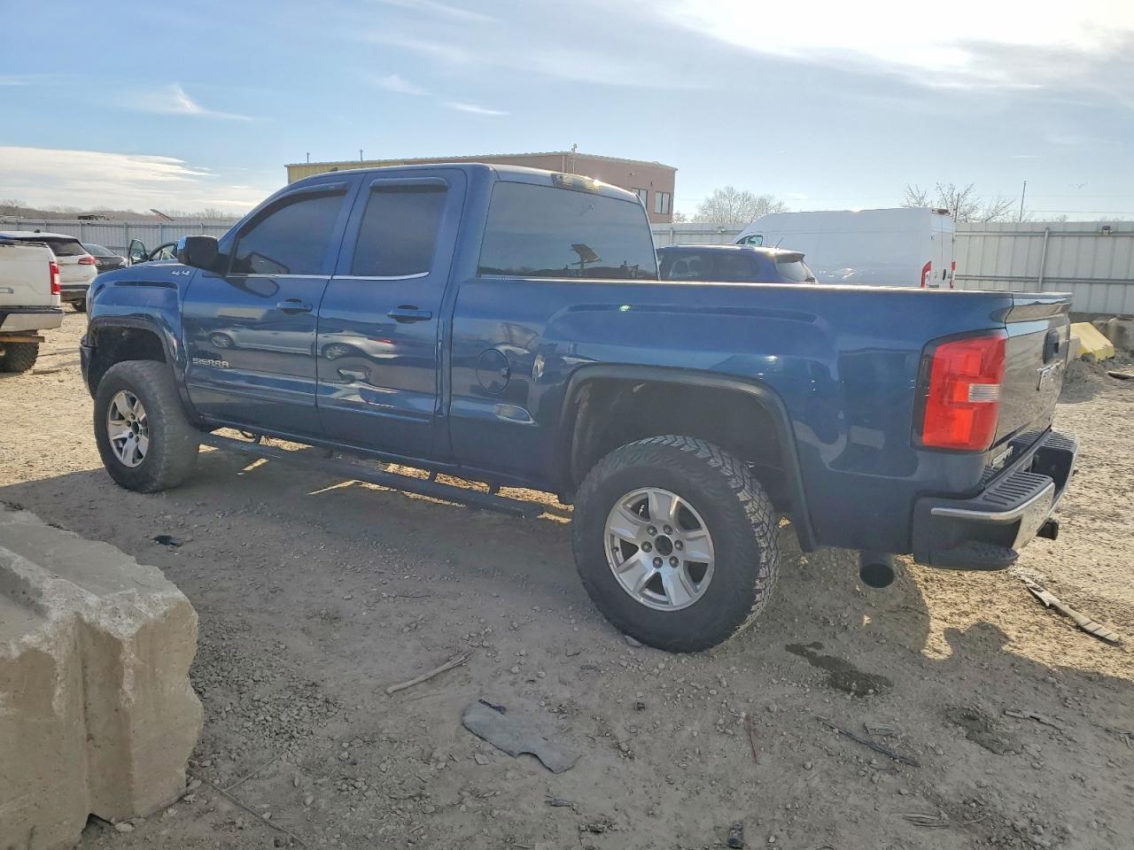 2016 GMC Sierra