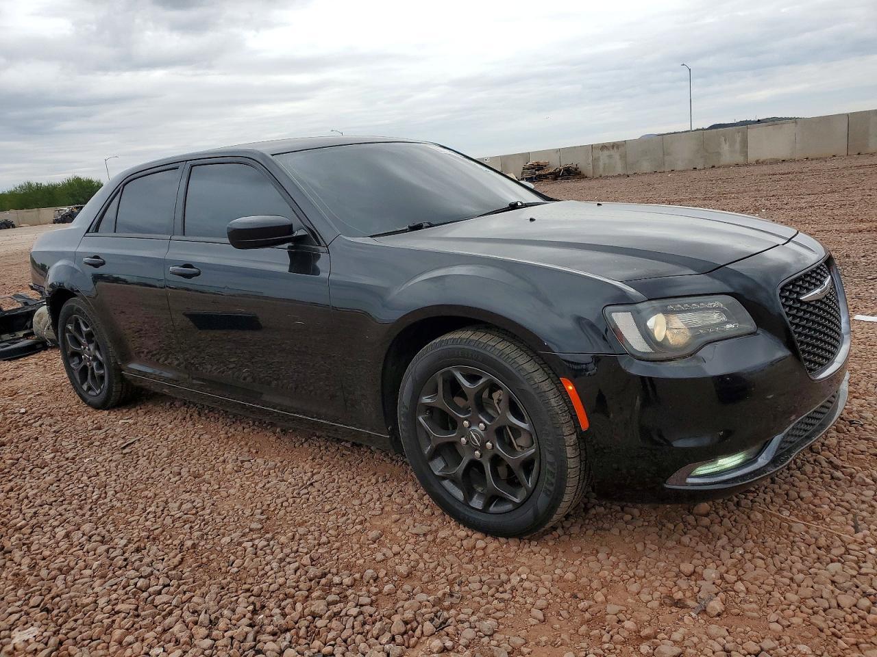 2020 CHRYSLER 300