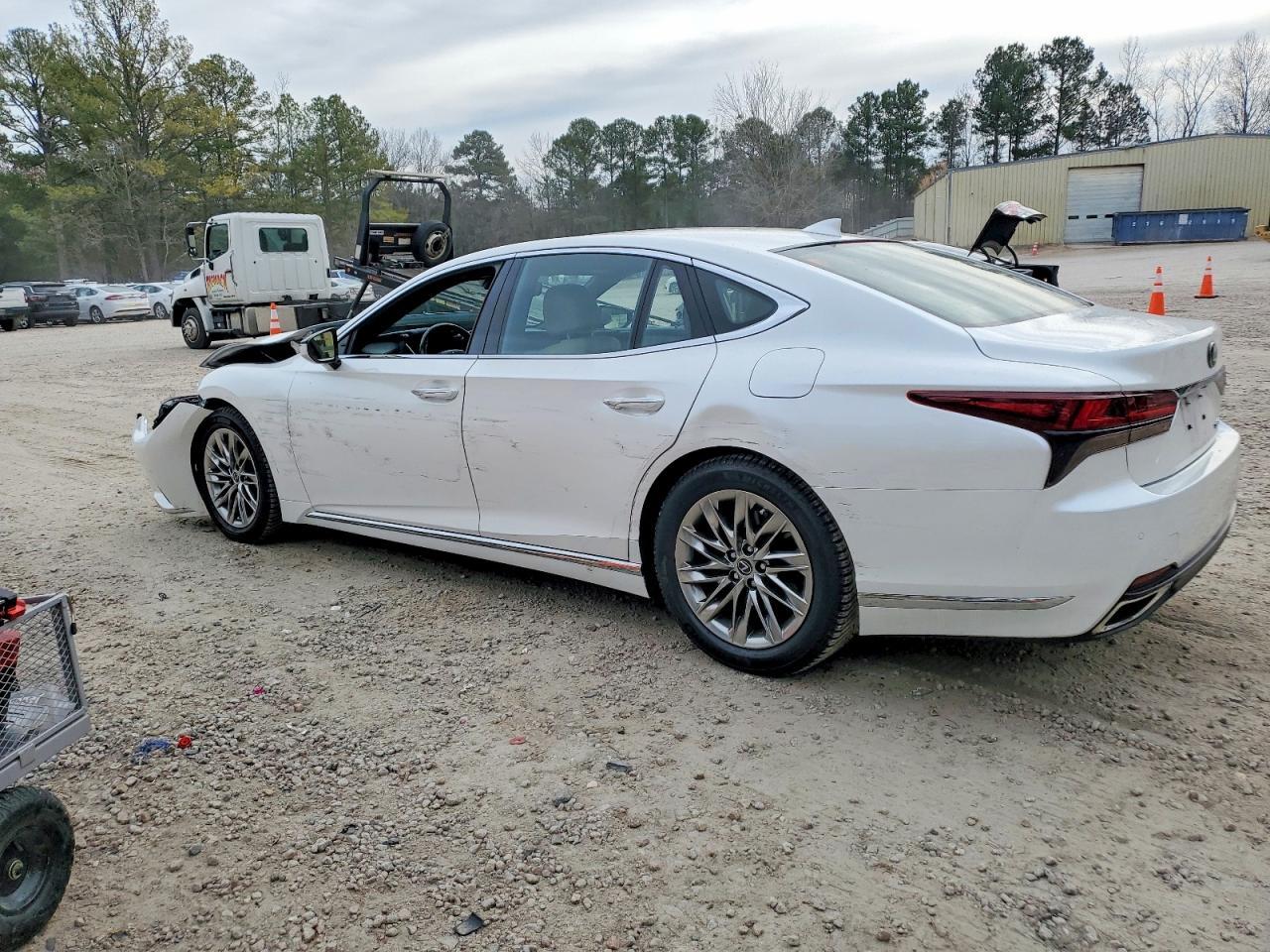 2022 LEXUS LS 500