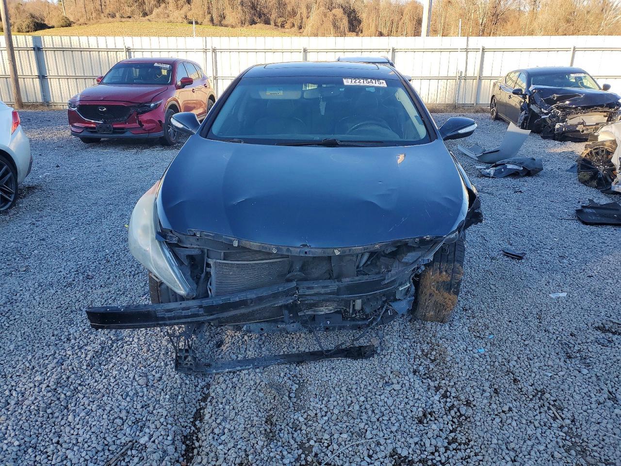 2011 HYUNDAI SONATA