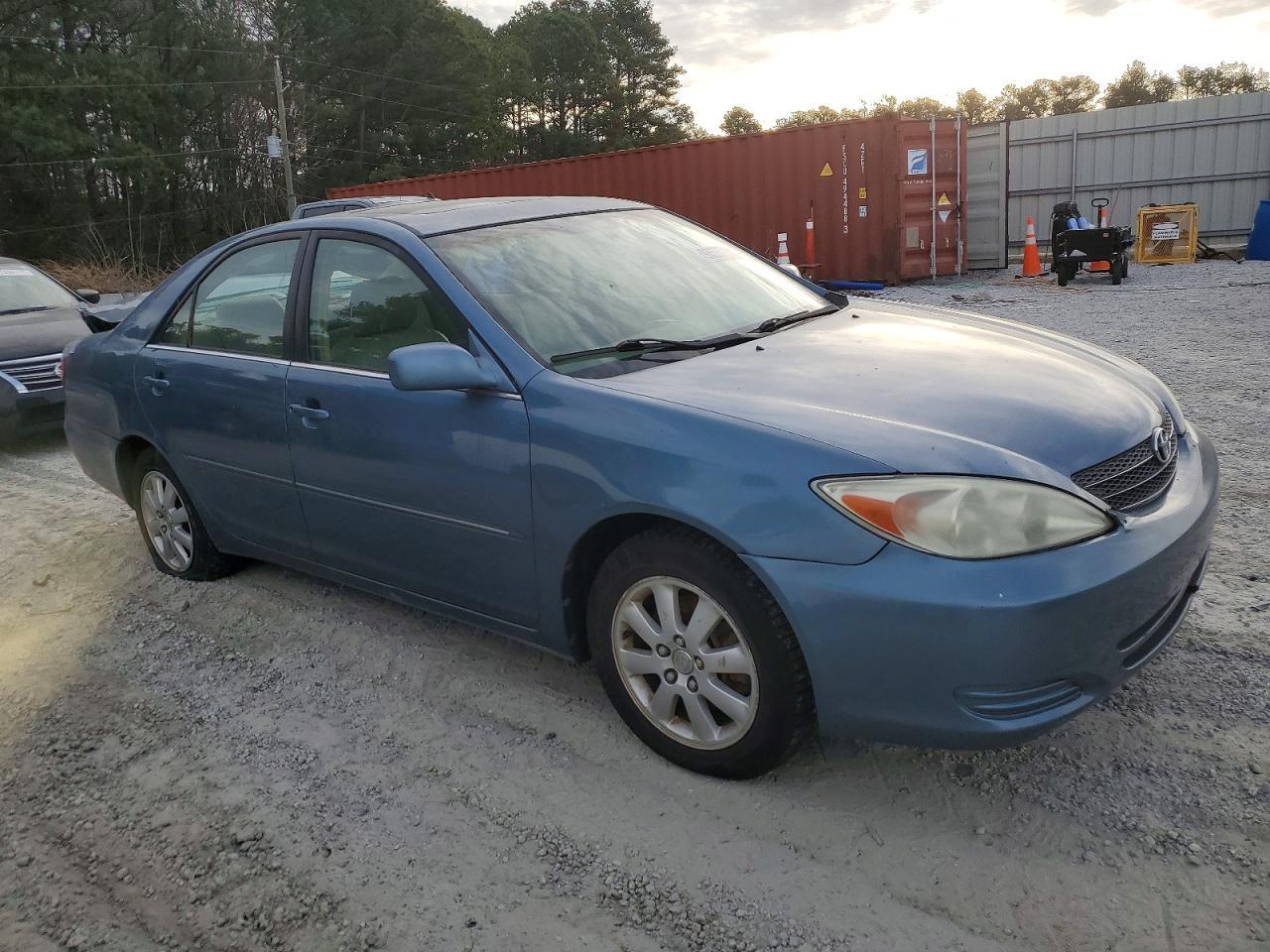 2002 TOYOTA CAMRY