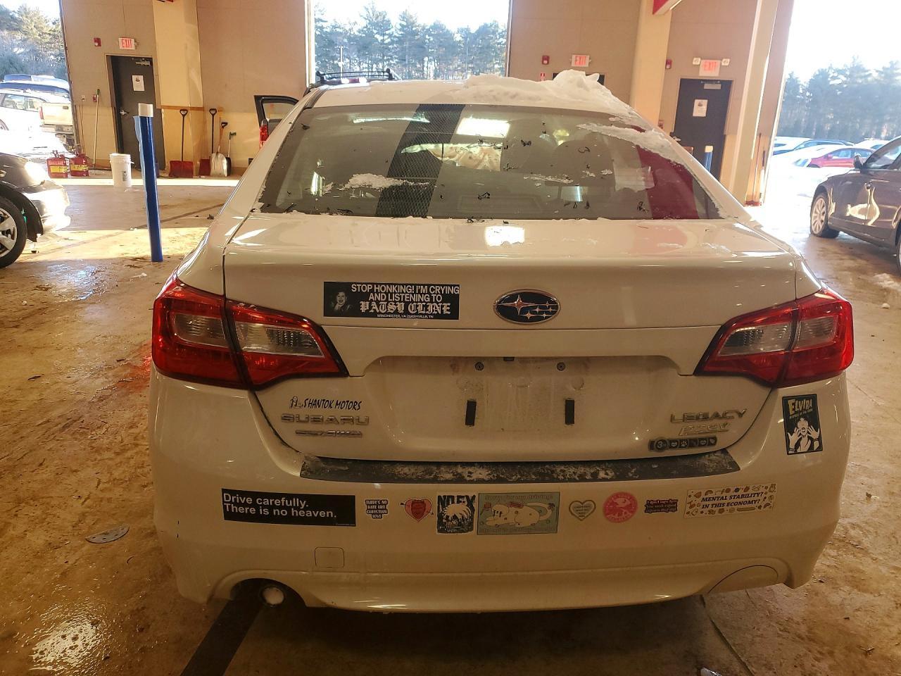 2015 SUBARU Legacy